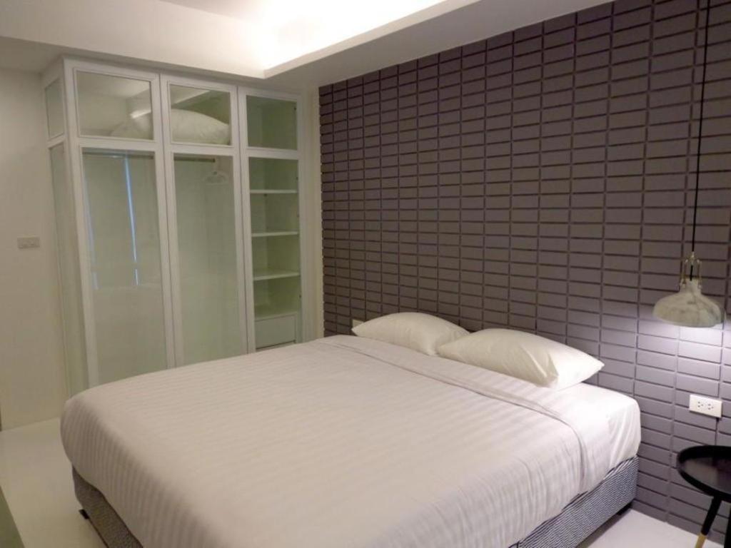 Silom Hotel 2*