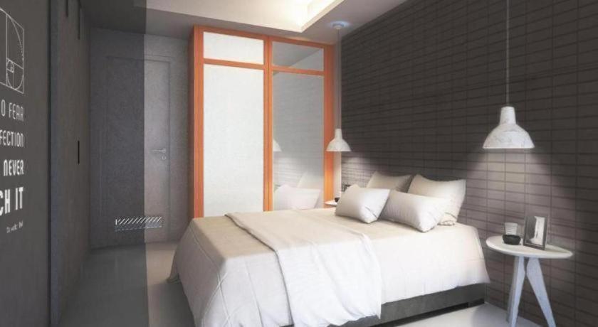 Hotel Silom 2*