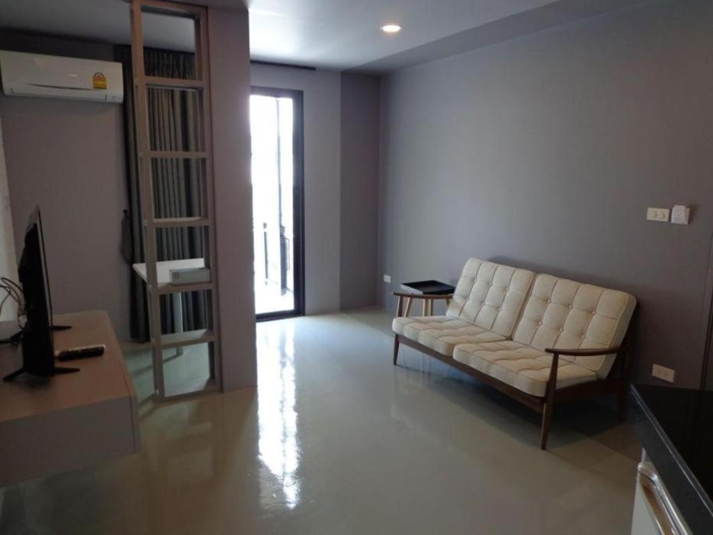 Silom Hotel 2*